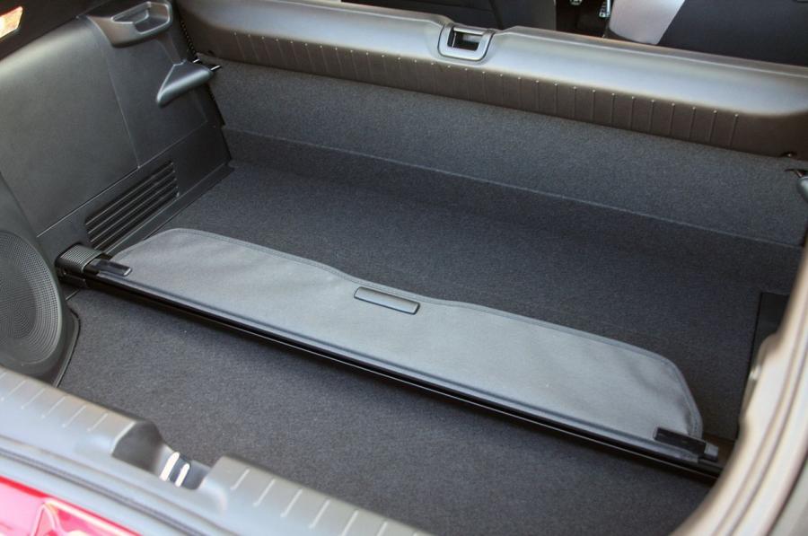  Honda CR-Z 2011 года  (фото 70 из 111)